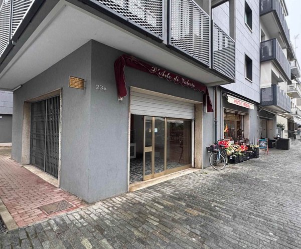 negozio in affitto a Venezia in zona Mestre