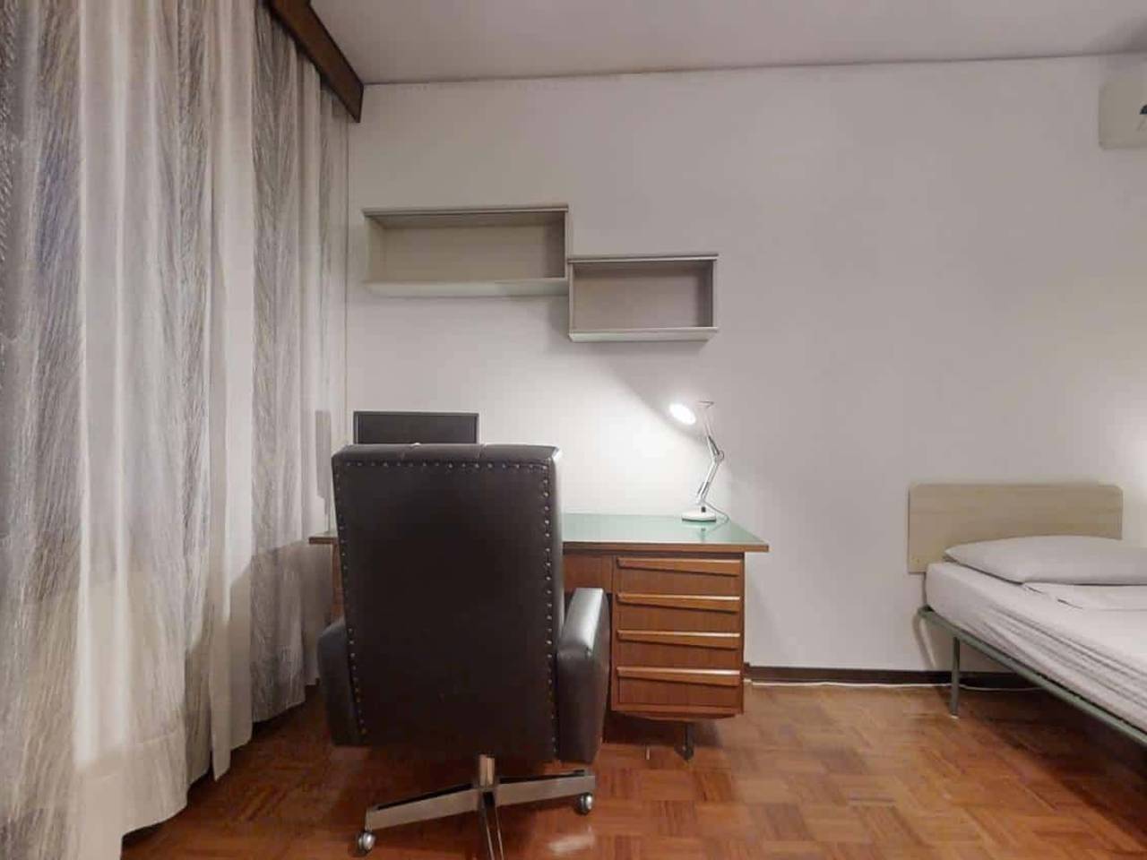 negozio in affitto a Venezia in zona Carpenedo