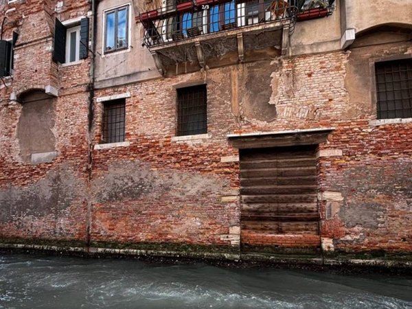 locale commerciale in affitto a Venezia in zona Sestiere Castello