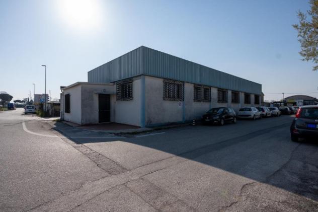 locale commerciale in affitto a Venezia in zona Mestre
