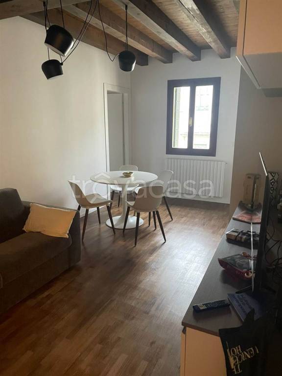 appartamento in affitto a Venezia in zona Mestre