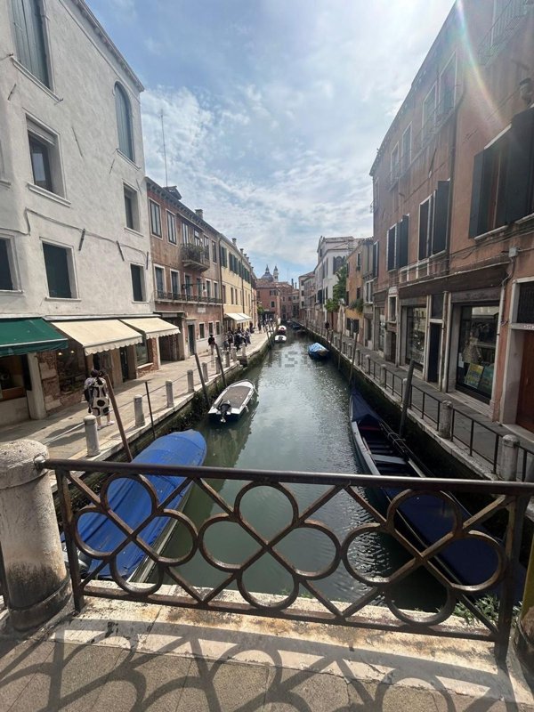 appartamento in affitto a Venezia in zona Sestiere Dorsoduro