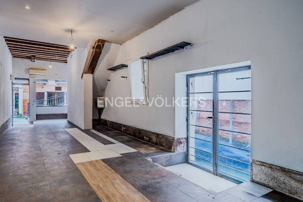 negozio in affitto a Venezia in zona Sestiere Santa Croce