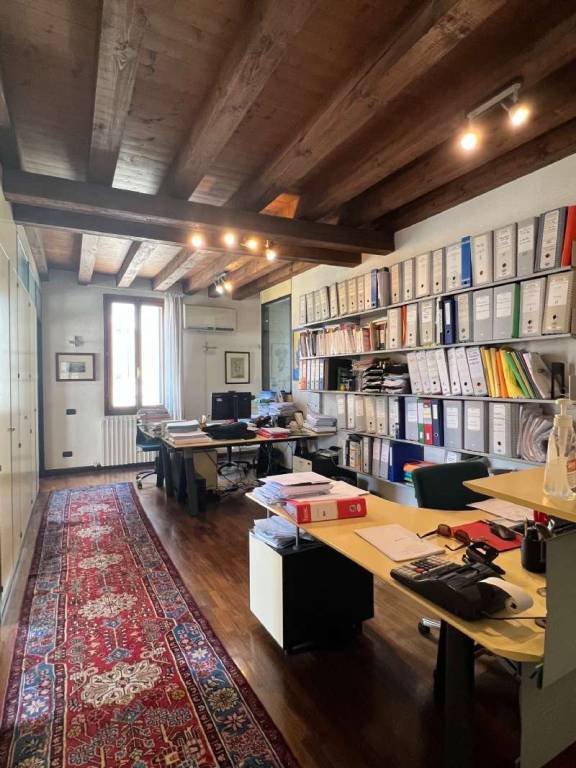 ufficio in affitto a Venezia in zona Mestre
