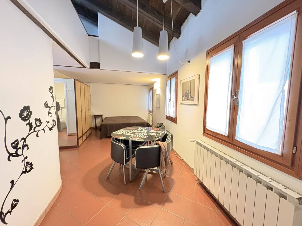 appartamento in affitto a Venezia in zona Sestiere Dorsoduro