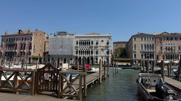 locale commerciale in affitto a Venezia in zona Sestiere San Polo