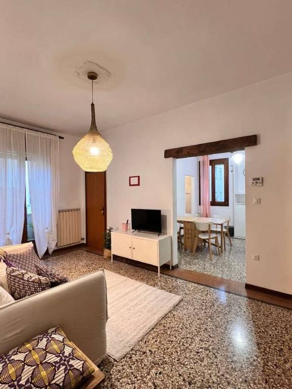 appartamento in affitto a Venezia in zona Mestre