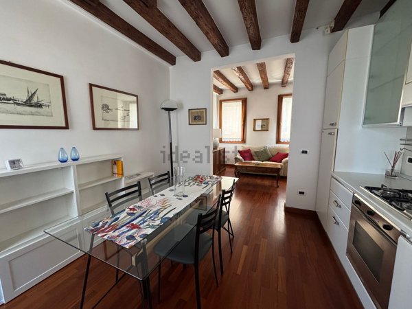 appartamento in affitto a Venezia in zona Sestiere Dorsoduro