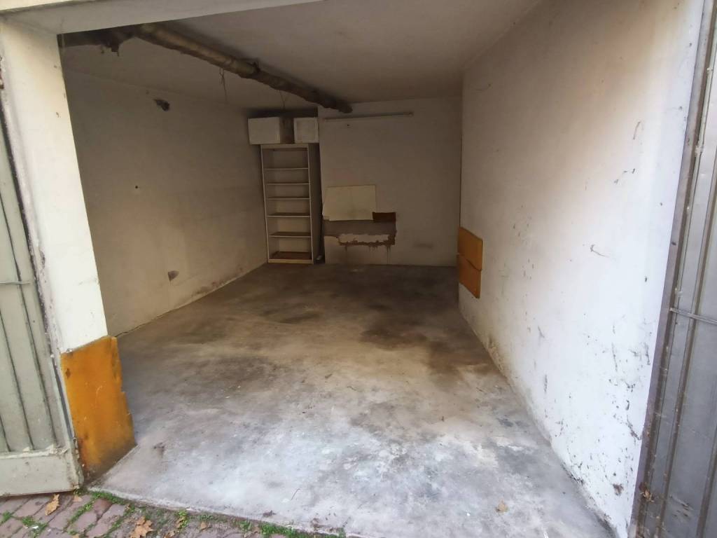locale di sgombero in affitto a Venezia in zona Marghera