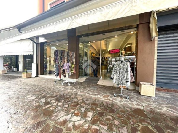 negozio in affitto ad Abano Terme
