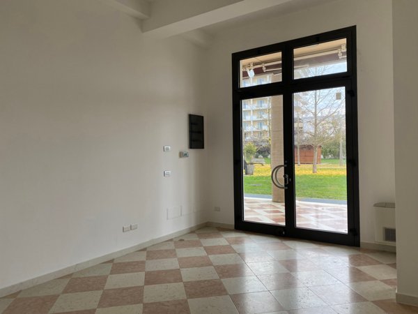 negozio in affitto ad Abano Terme