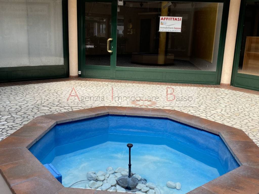 negozio in affitto ad Abano Terme