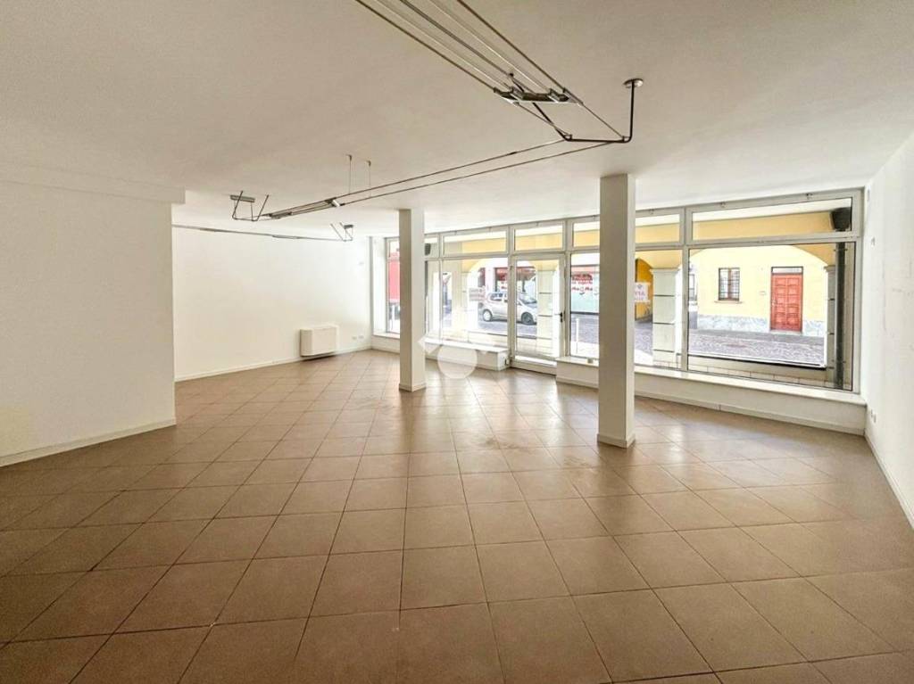 negozio in affitto ad Abano Terme