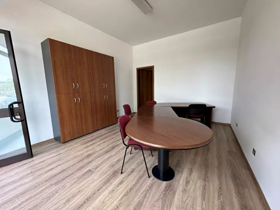 negozio in affitto ad Abano Terme