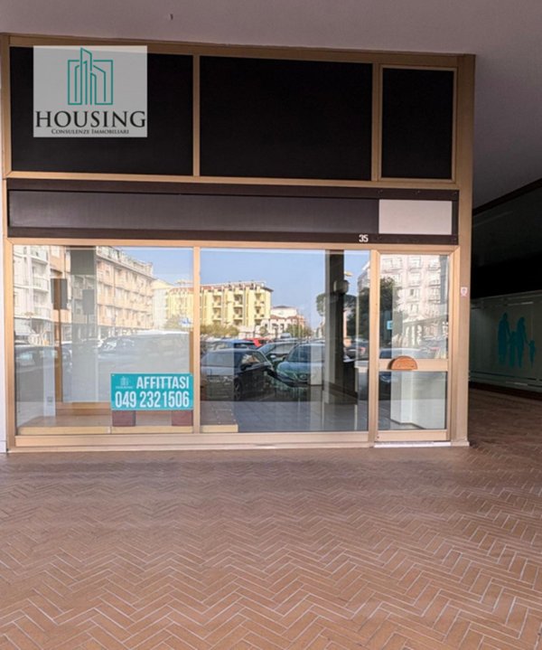 negozio in affitto ad Abano Terme