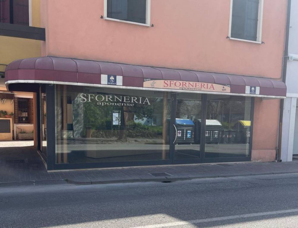 negozio in affitto ad Abano Terme