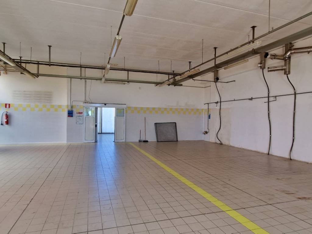 locale commerciale in affitto ad Abano Terme