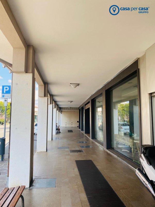 locale commerciale in affitto ad Abano Terme