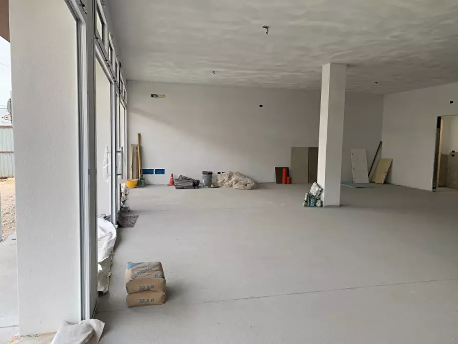 negozio in affitto ad Albignasego