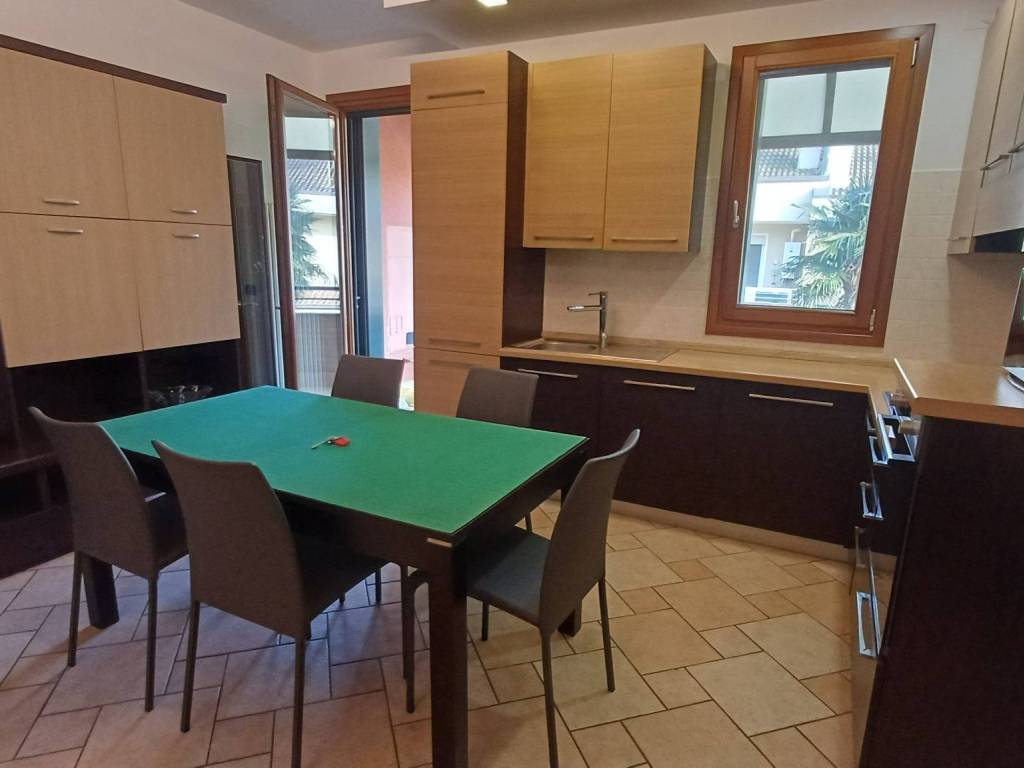 appartamento in affitto ad Albignasego in zona Lion