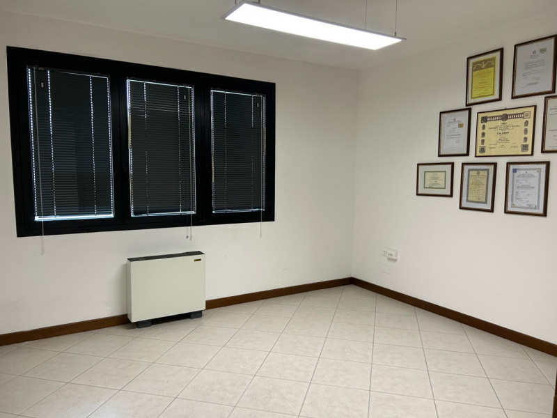 ufficio in affitto ad Albignasego