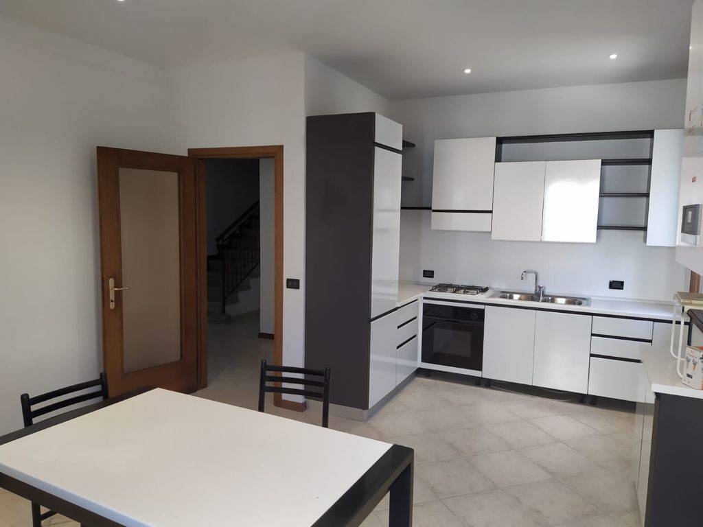 casa indipendente in affitto a Battaglia Terme