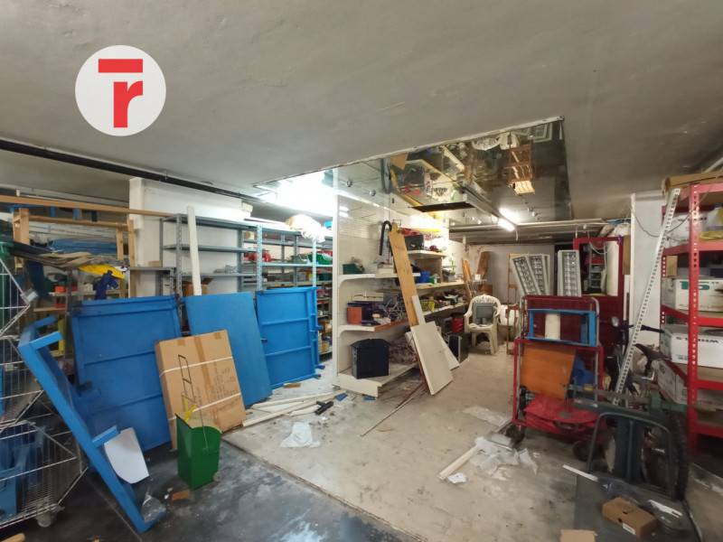 locale di sgombero in affitto a Cadoneghe in zona Mejaniga