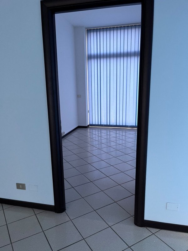 negozio in affitto a Cadoneghe in zona Bragni