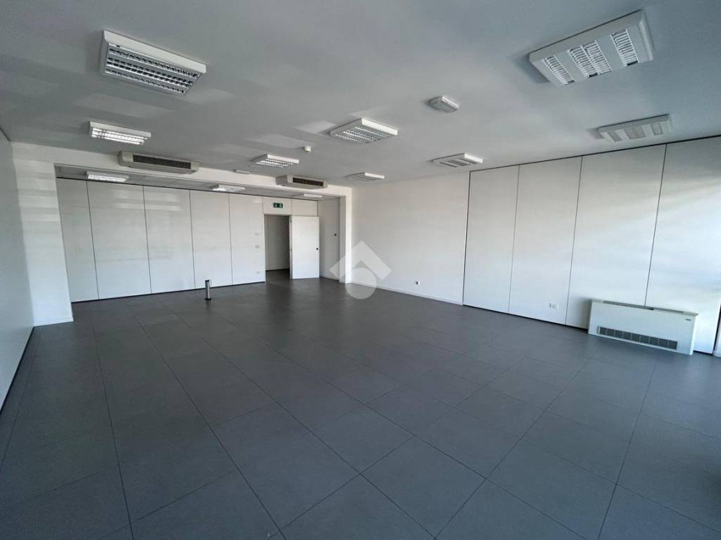 ufficio in affitto a Cadoneghe in zona Mejaniga