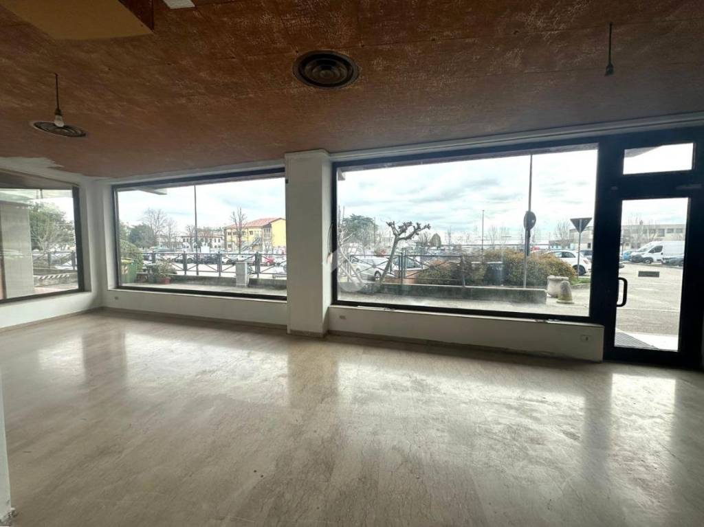 negozio in affitto a Campodarsego