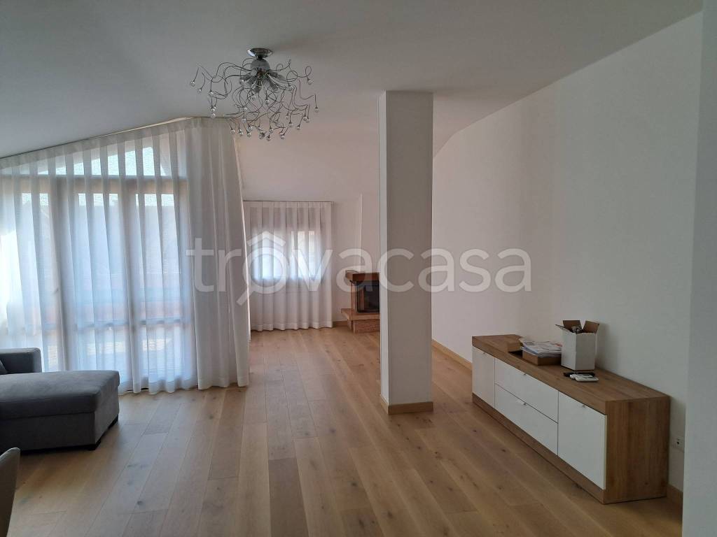 appartamento in affitto a Camposampiero