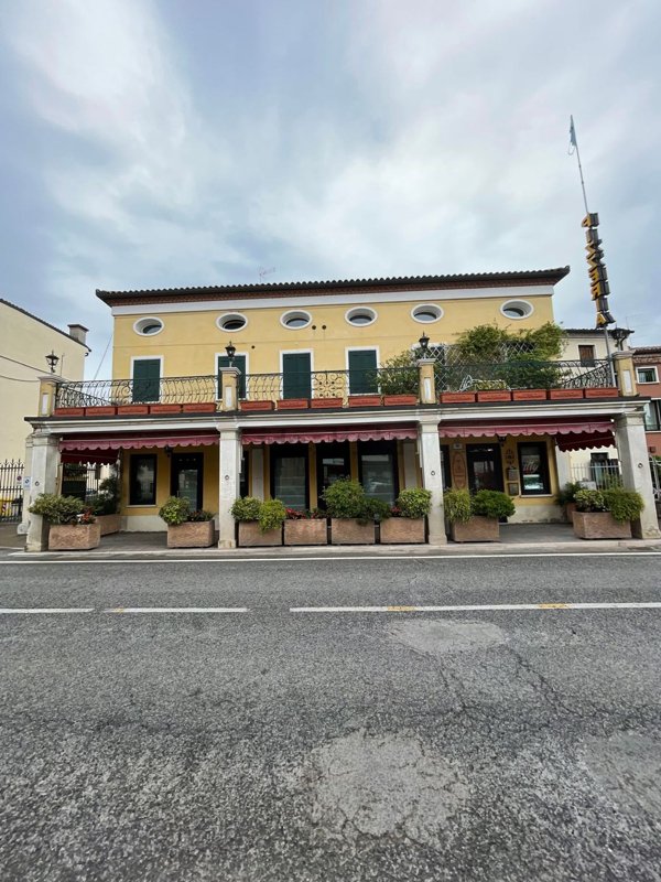 negozio in affitto a Camposampiero