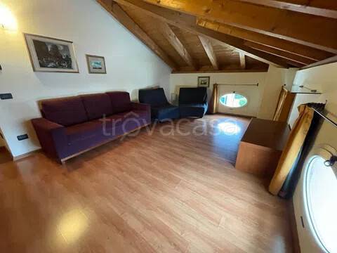 negozio in affitto a Camposampiero