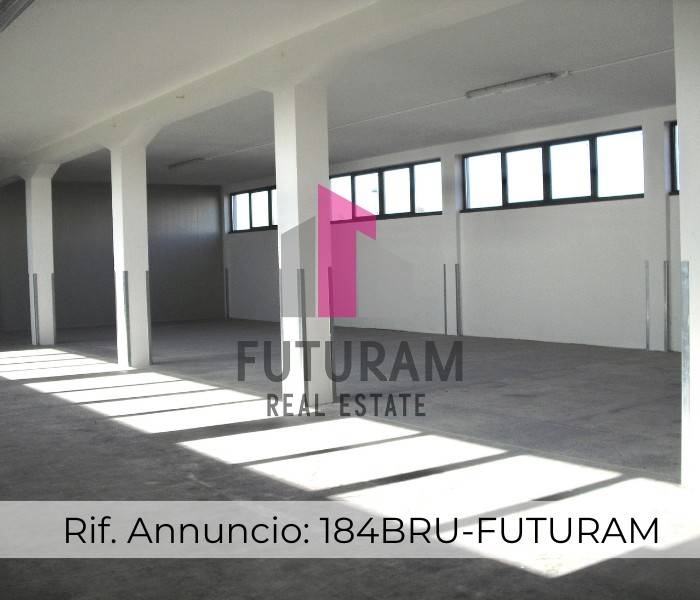 locale commerciale in affitto a Carmignano di Brenta