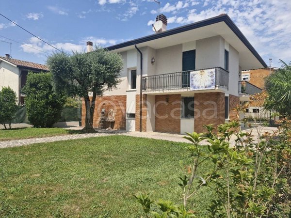 casa indipendente in affitto a Carmignano di Brenta