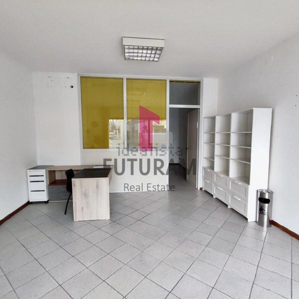 negozio in affitto a Casalserugo