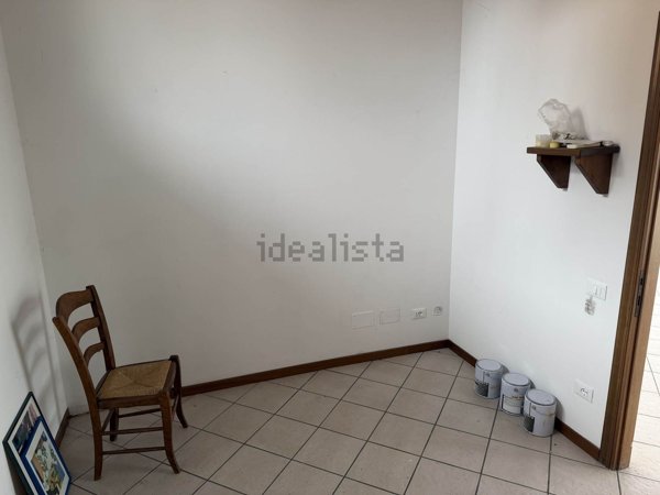 locale commerciale in affitto a Casalserugo