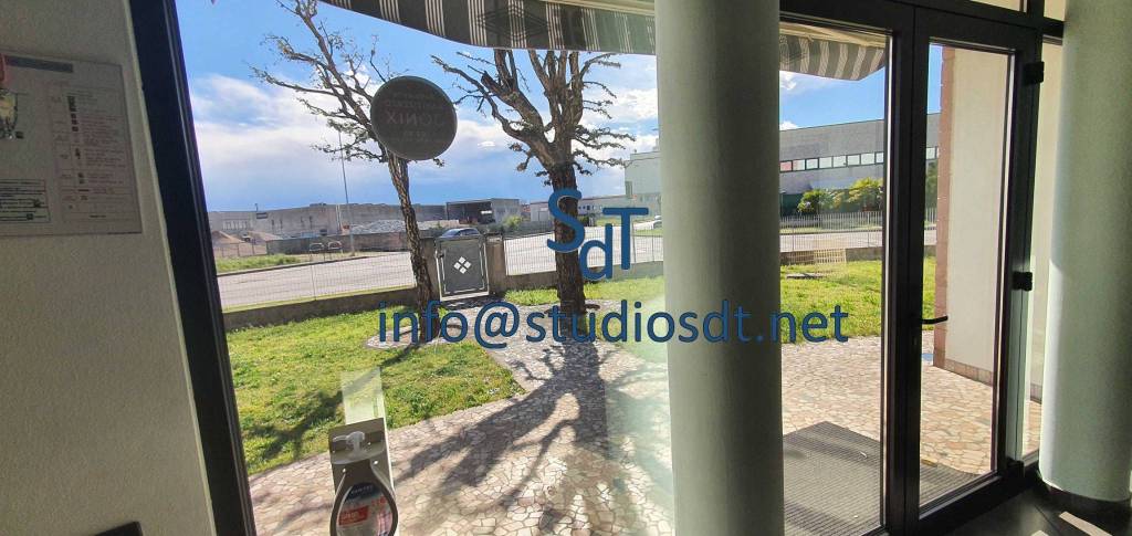 locale commerciale in affitto a Cittadella