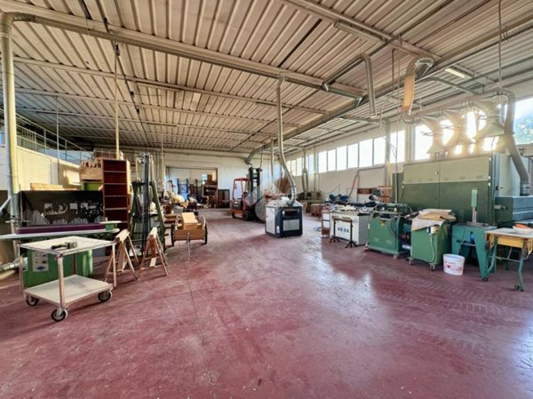 locale commerciale in affitto a Cittadella