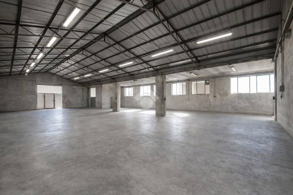 locale commerciale in affitto a Cittadella