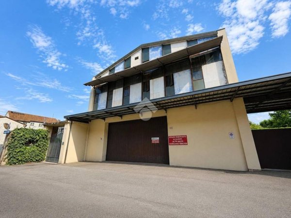 locale commerciale in affitto a Cittadella