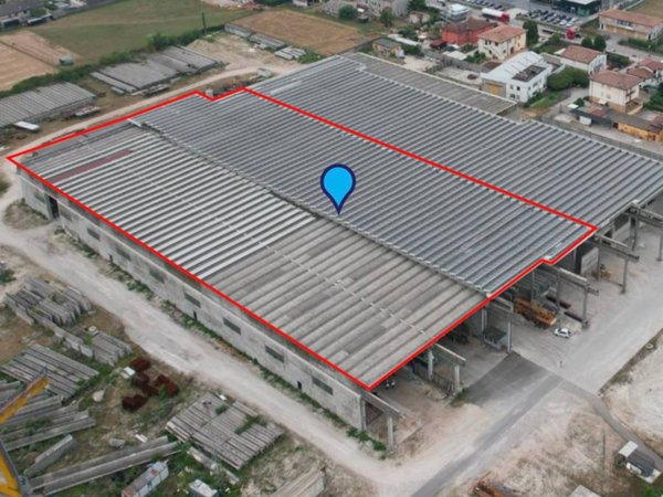 locale commerciale in affitto a Cittadella