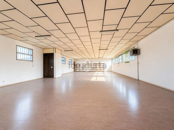 locale di sgombero in affitto a Cittadella