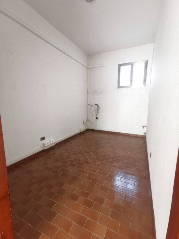 negozio in affitto a Curtarolo in zona Pieve di Curtarolo