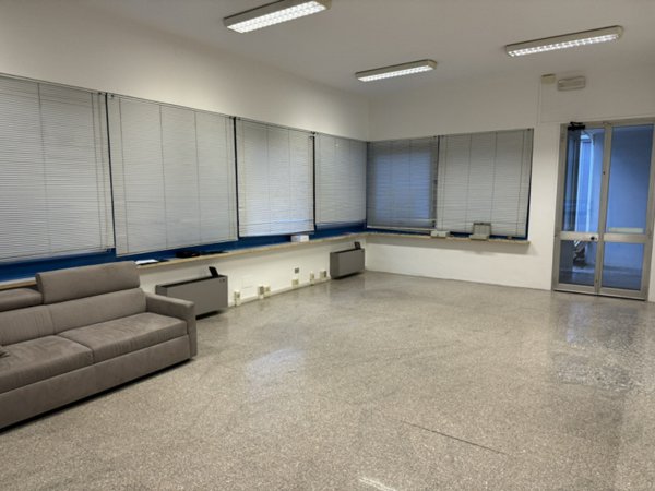 ufficio in affitto ad Este