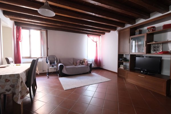 appartamento in affitto ad Este