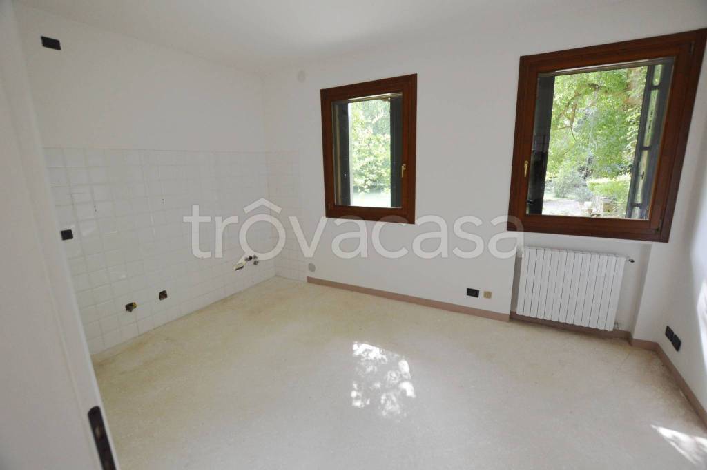 appartamento in affitto ad Este