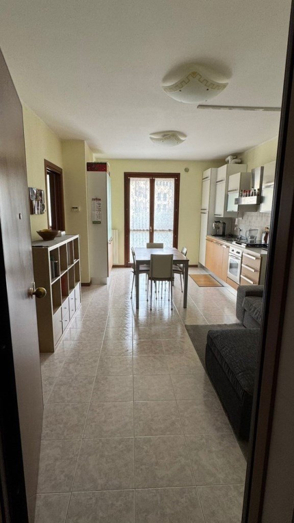 appartamento in affitto ad Este