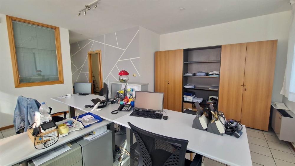 ufficio in affitto ad Este