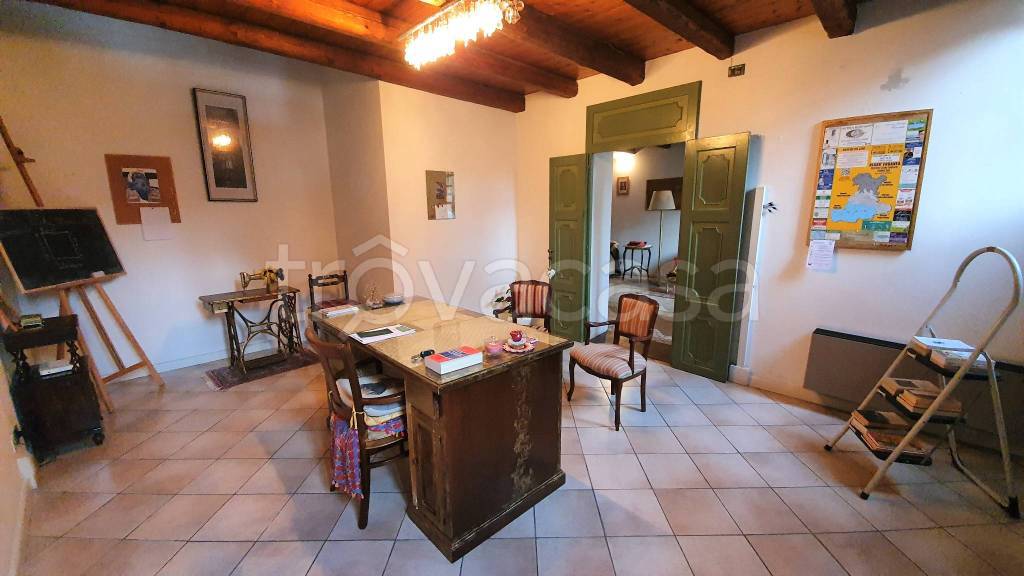 ufficio in affitto ad Este